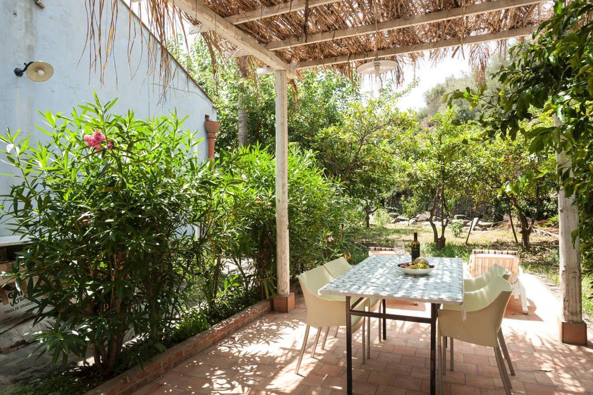 Come In Sicily La Pietra Monaca Apartment Acireale Room photo